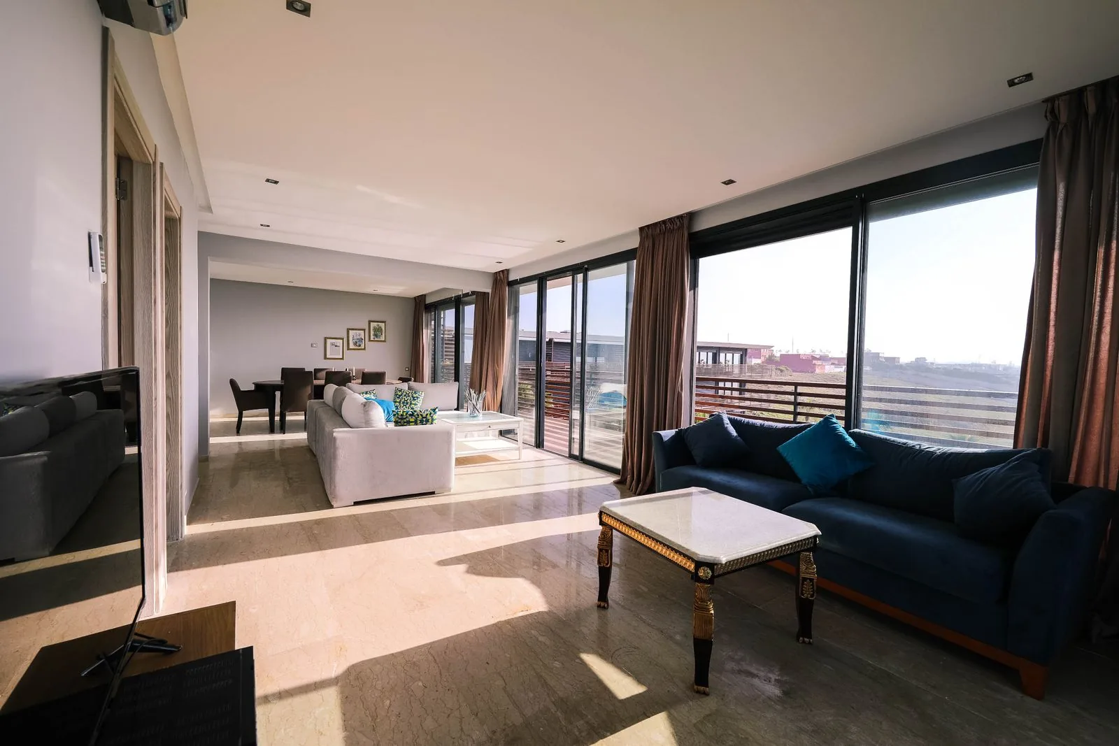 Căn Hộ Studio 30m² — Tháp A