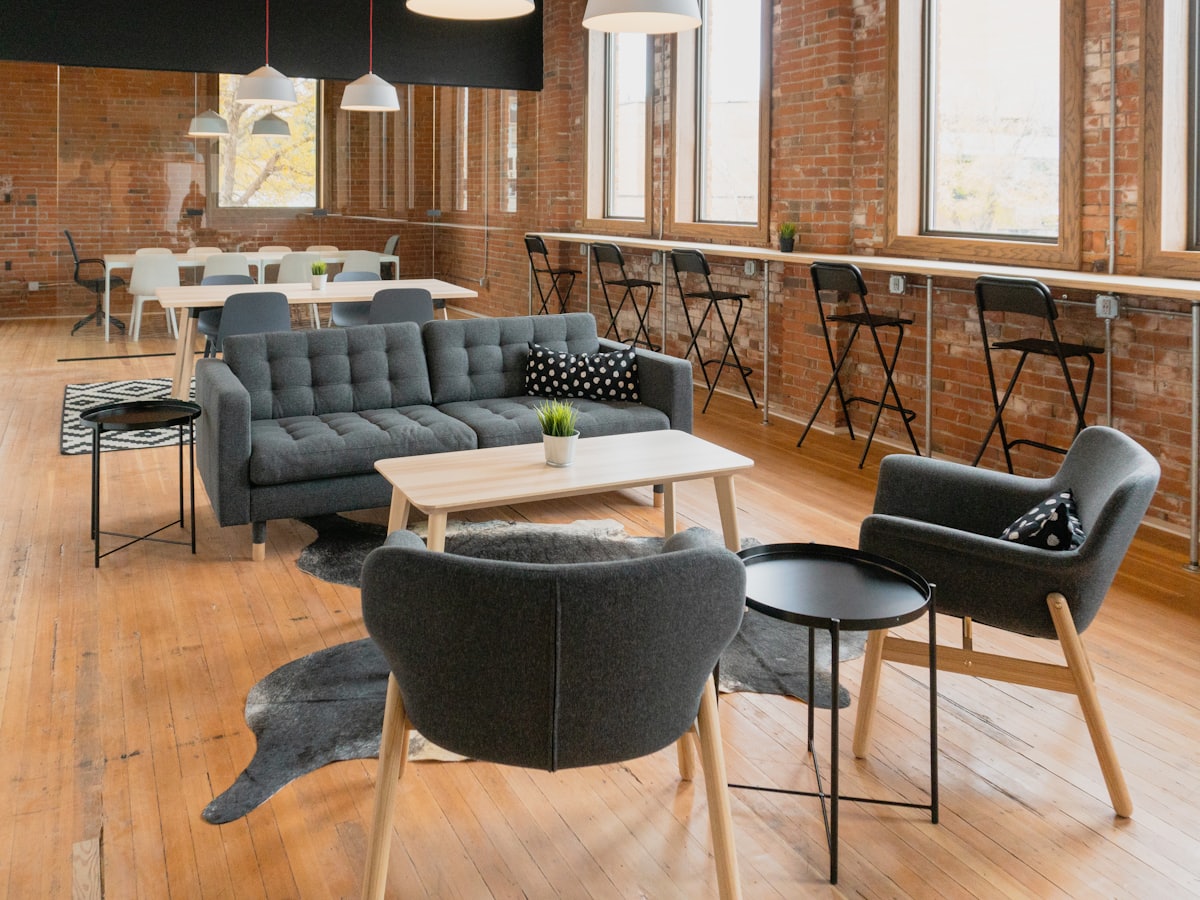Ghế Bar Gỗ Óc Chó